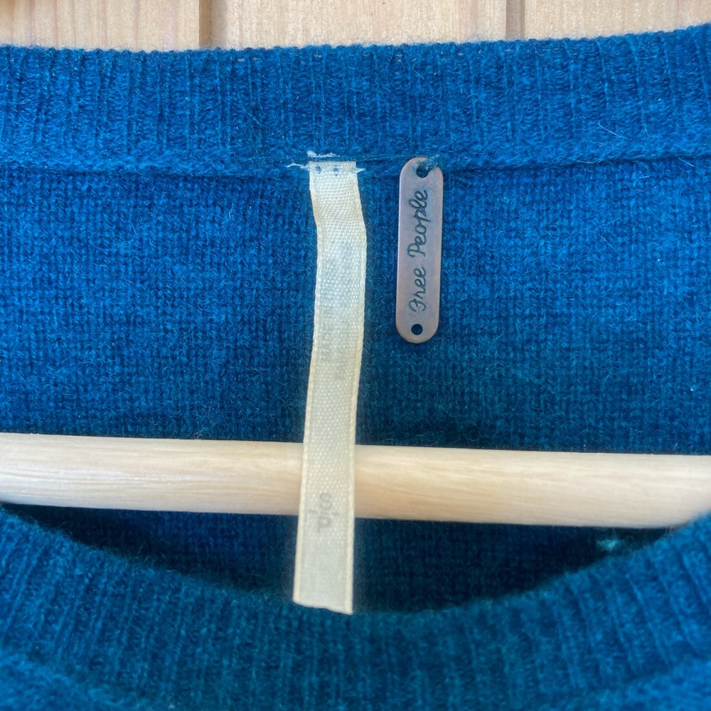 Free People Cropped Cashmere Sweater - Picture 6 of 8